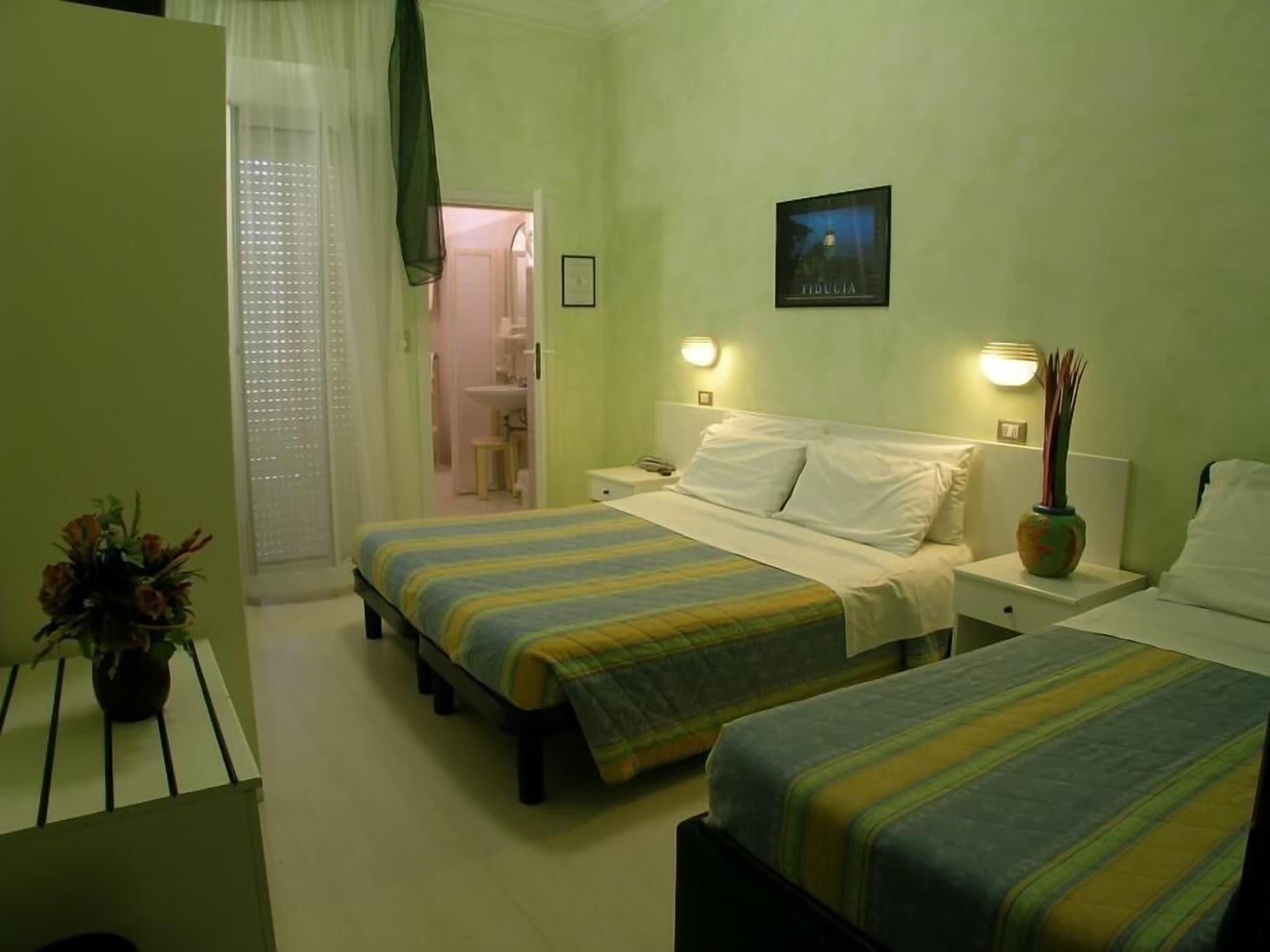Hotel Dei Platani Rimini Buitenkant foto