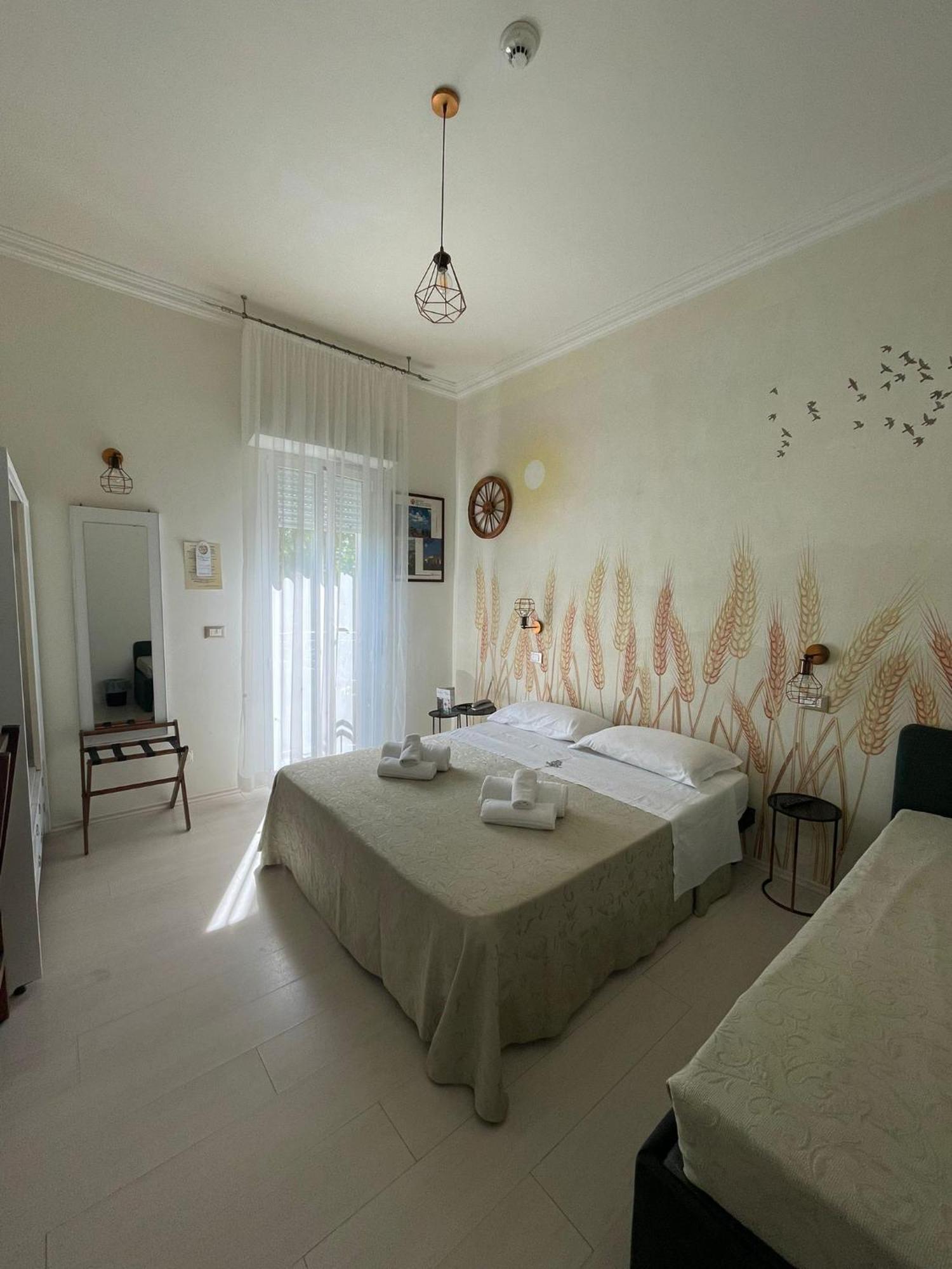 Hotel Dei Platani Rimini Buitenkant foto