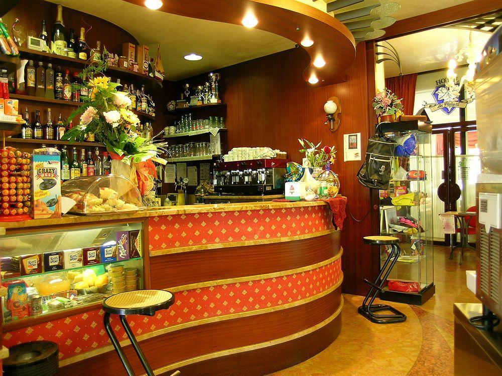 Hotel Dei Platani Rimini Buitenkant foto