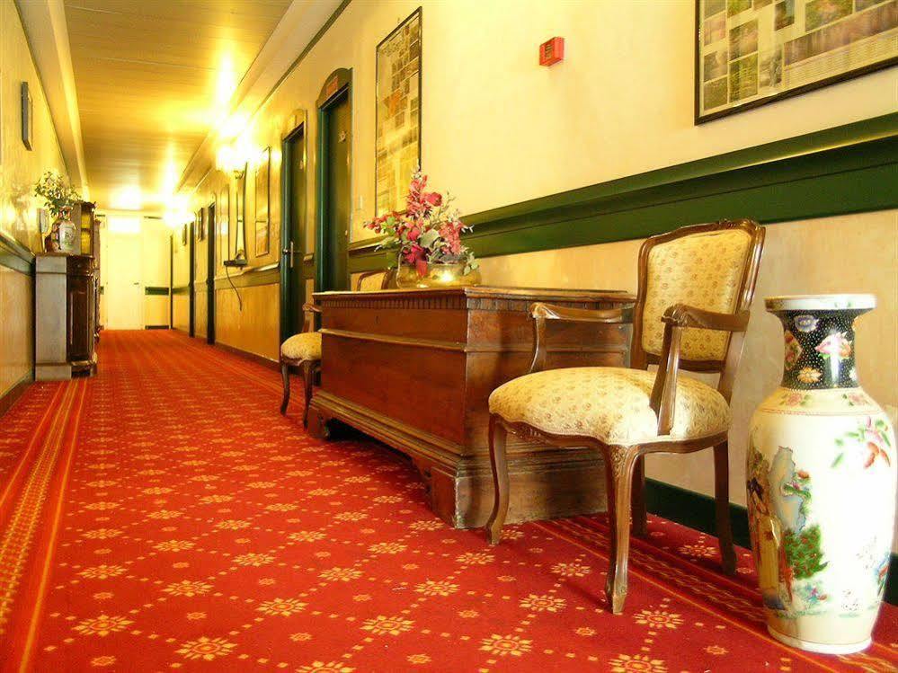 Hotel Dei Platani Rimini Buitenkant foto
